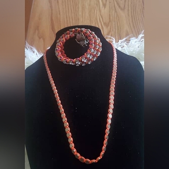 Red and Silver Tone Fashion Magnetic Necklace and Bracelet.🌴 - Picture 2 of 10